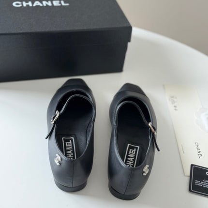 MARY JANE BLACK CALFSKIN