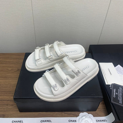 DAD SANDAL IN WHITE LAMBSKIN MULE