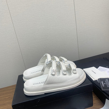 DAD SANDAL IN WHITE LAMBSKIN MULE