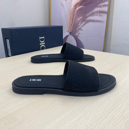 CD SLIDE ALIDAS SLIPPER BLACK JACQUARD