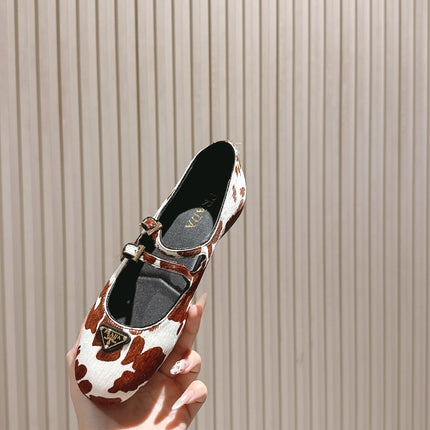 PRADA 25S CRYSTAL EMBELLISHED BALLERINA IN WHITE AND DARK BROWN FUR