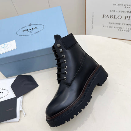 PRADA 25S LACE UP BOOTS BLACK GLOSSY CALFSKIN