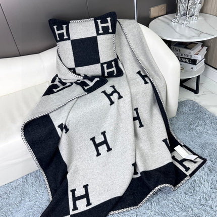 AVALON THROW BLANKET 170 CM IN BLACK CASHMERE 294472