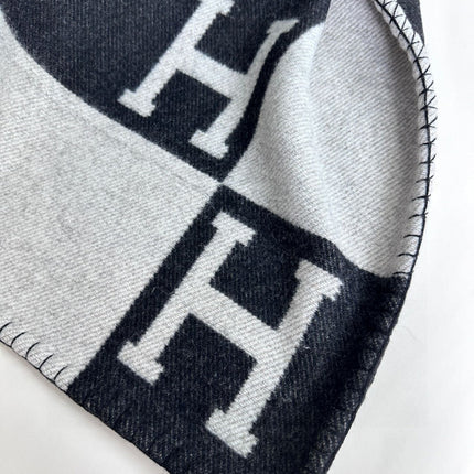 AVALON THROW BLANKET 170 CM IN BLACK CASHMERE 294472