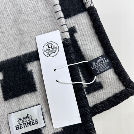 AVALON THROW BLANKET 170 CM IN BLACK CASHMERE 294472