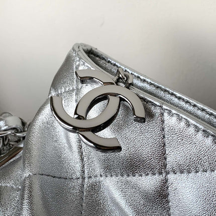 CHANEL 25S HOBO BAG 30 CM IN SILVER LAMBSKIN