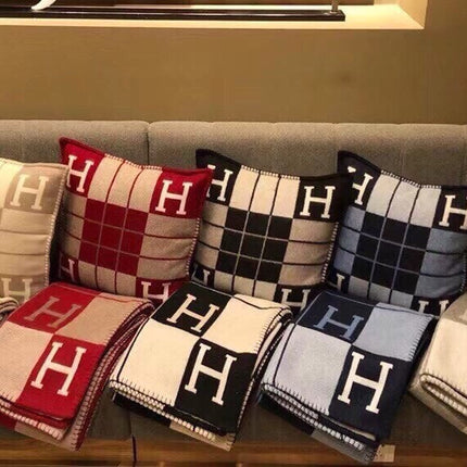 AVALON III THROW BLANKET 175 CM IN NAVY BLUE WOOL AND CASHMERE 351741