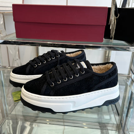 GG SNEAKER IN BLACK CANVAS WITH BEIGE FLEECE LINING