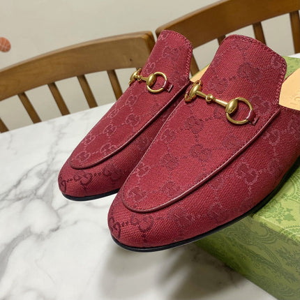 GG MULES IN RED FABRIC GOLD HARD WARE