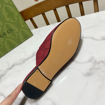 GG MULES IN RED FABRIC GOLD HARD WARE