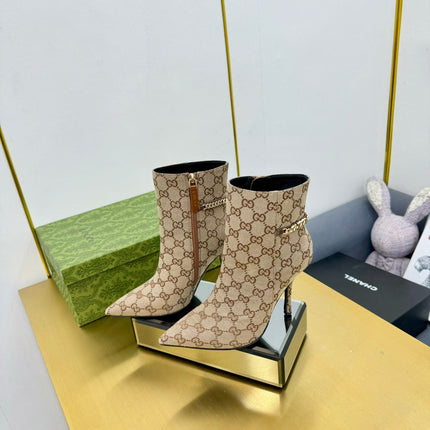 GG SIGNORIA ANKLE BOOT IN TAN BEIGE MONOGRAM CANVAS