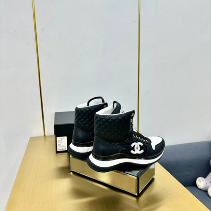 ATHLETIC SHOES IN BLACK CALFSKIN