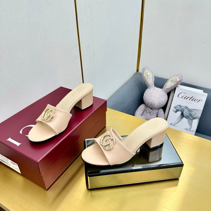 GG HIGH HEELS IN LIGHT BEIGE CALFSKIN GOLD-TONE HARDWARE WITH RHINESTONES