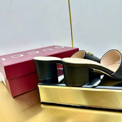 GG HIGH HEELS IN BLACK CALFSKIN GOLD-TONE HARDWARE WITH RHINESTONES