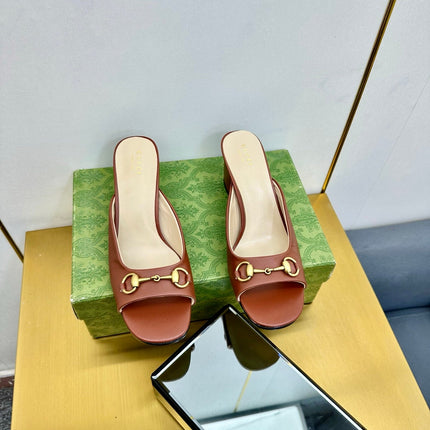 GG HIGH HEELS 55 IN BROWN CALFSKIN WITH GOLD HARDWARE