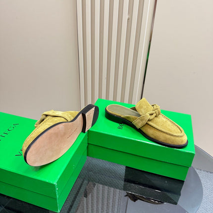 ASTAIRE MULE IN OLIVE GREEN SUEDE