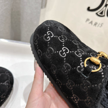 HORSEBIT MULE IN BLACK EMBOSSED SUEDE AND FLEECE LINING