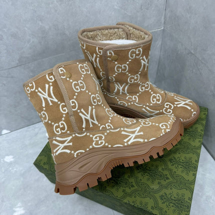 GG&NY SNOW BOOTS IN WOOD BROWN SUEDE AND WOOL LINING