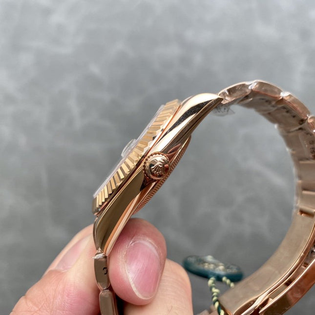 SKY-DWELLER 42 ROSE GOLD BLACK DIAL