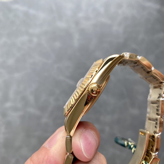 SKY-DWELLER 42 YELLOW GOLD BLUE DIAL