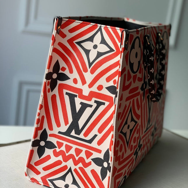 LV CRAFTY ONTHEGO GM CREAM AND RED MONOGRAM GIANT CANVAS