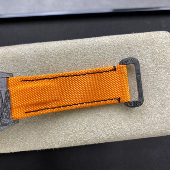 DAYTONA CARBON CASE ORANGE EDITION