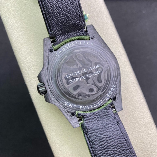 GMT - MASTER II CARBON CASE KHAKI DIAL