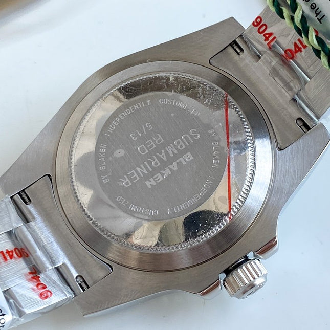 GMT-MASTER II CUSTOM GREEN BLACK BEZEL LIMITED EDITION