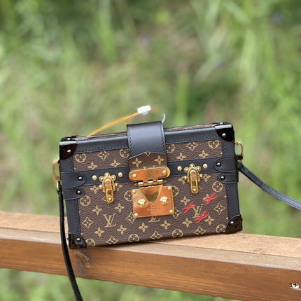 LV PETITE MALLE 20CM MONOGRAM CANVAS