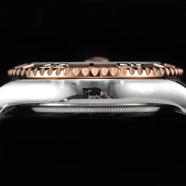 YACHT-MASTER EVEROSE GOLD BLACK DIAL