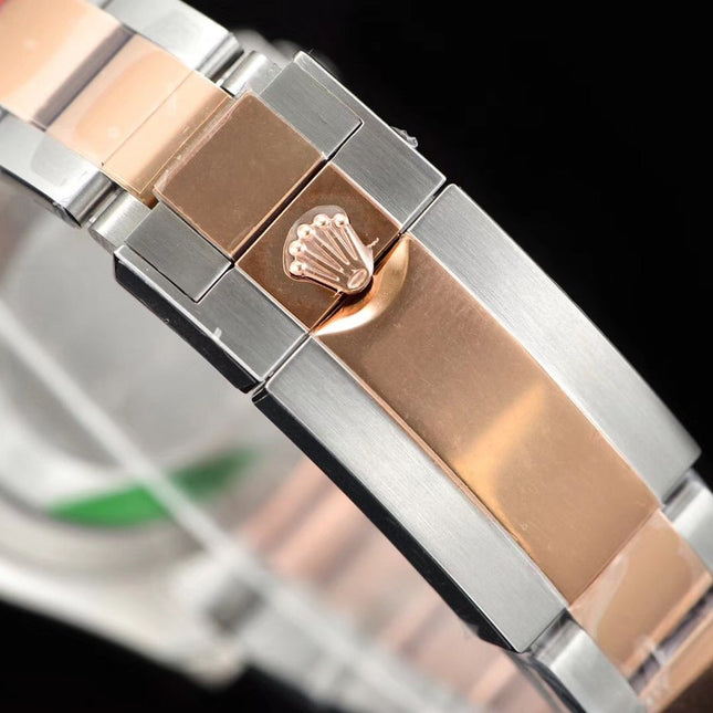 YACHT-MASTER EVEROSE GOLD BLACK DIAL