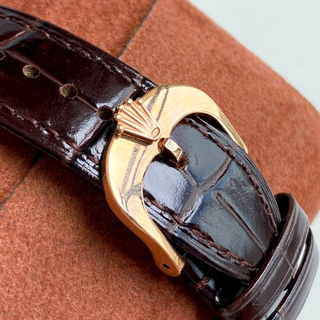 OYSTER PERPETUAL 40MM LEATHER STRAP