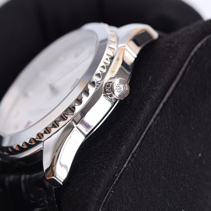 DATEJUST 40MM SMOOTH BEZEL STEEL CASE BLACK LEATHER