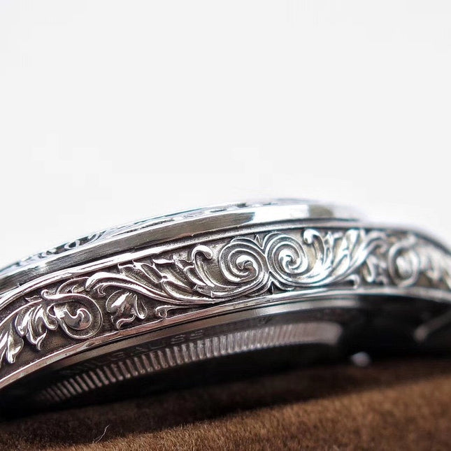 MILGAUSS 40 HAND ENGRAVED CASE WHITE DIAL