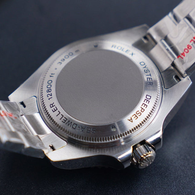SEA-DWELLER CUSTOM DEEP GREEN DIAL