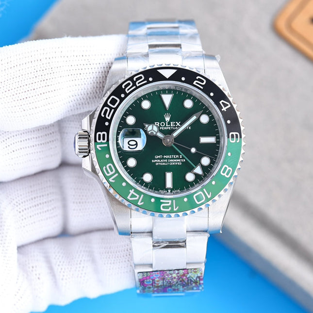 GMT-MASTER II CUSTOM GREEN BLACK BEZEL GREEN DIAL OYSTER BRACELET