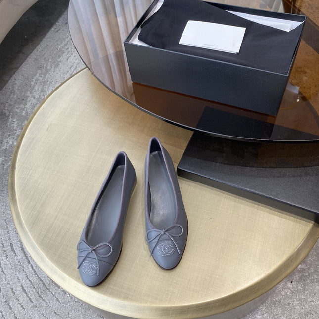 BALLET FLATS GREY GRAINED CALFSKIN