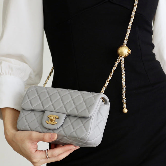 FLAP BAG 20CM GREY LAMBSKIN GOLD HARDWARE