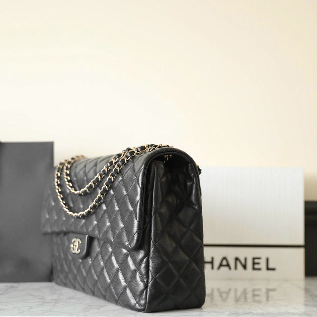 FLAP BAG MAXI 40CM BLACK CAVIAR SILVER HARDWARE