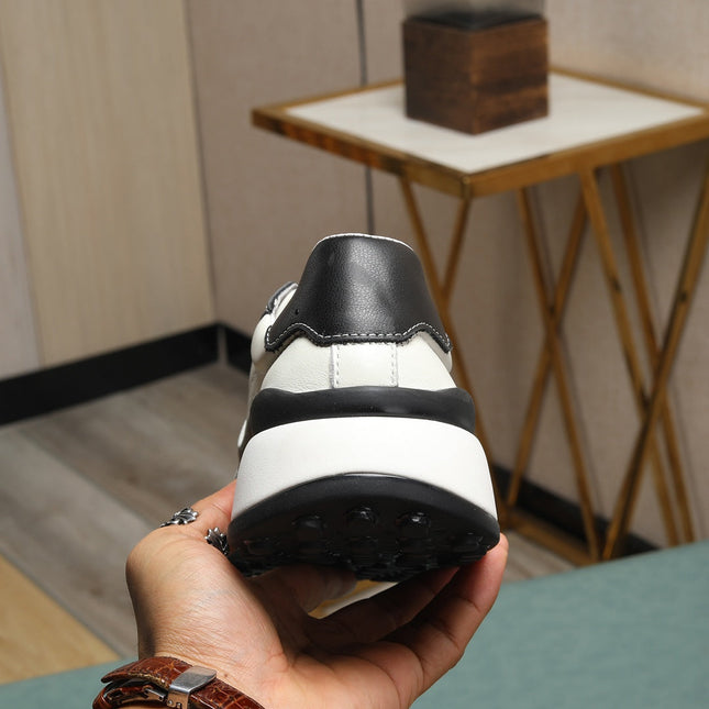 LV TRAINER JEAN SNEAKER WHITE BLACK