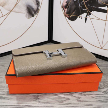 HM CLUTCH CONSTANCE 20.5 KHAKI CALFSKIN SILVER HARDWARE