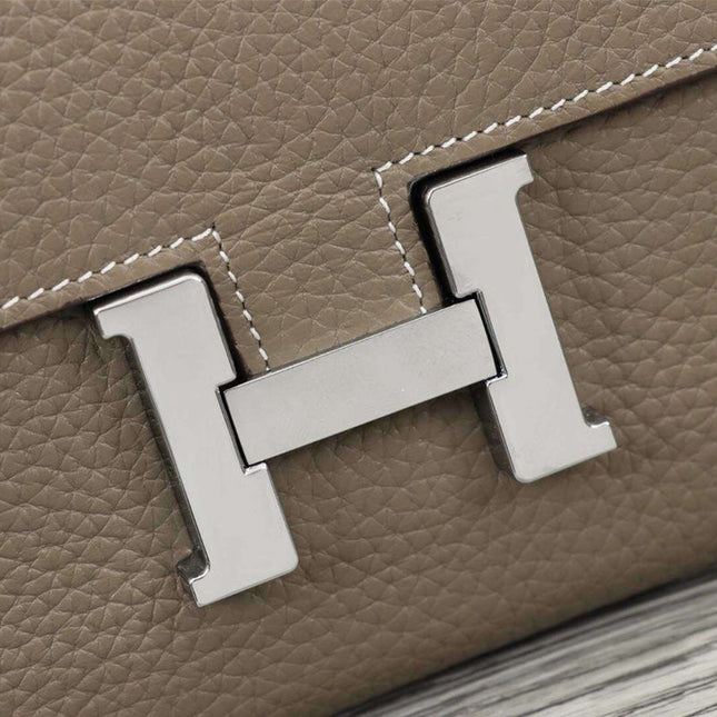 HM CLUTCH CONSTANCE 20.5 KHAKI CALFSKIN SILVER HARDWARE