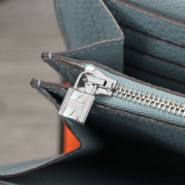 HM CLUTCH CONSTANCE 20.5 ICEBERG CALFSKIN SILVER HARDWARE