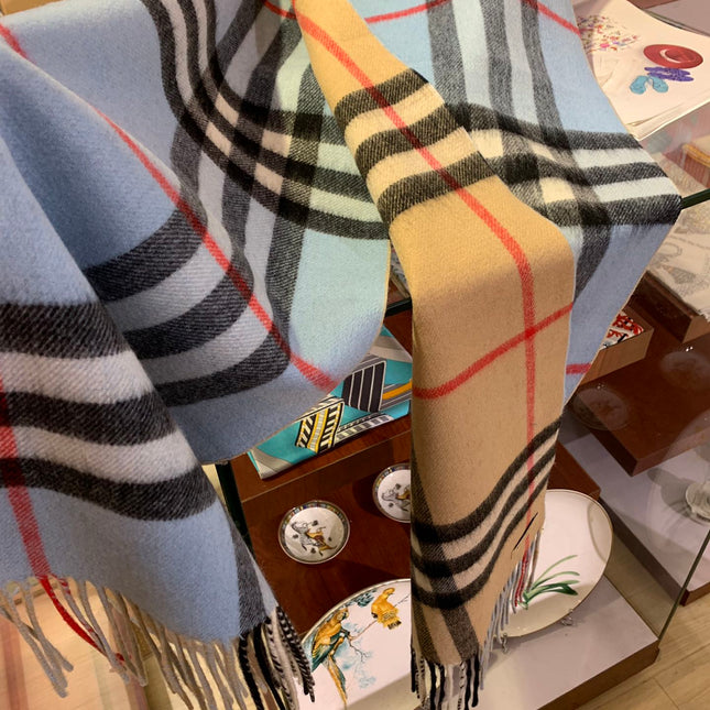 LONG SCARF 250 CM IN SKY BLUE AND BEIGE CASHMERE 410472