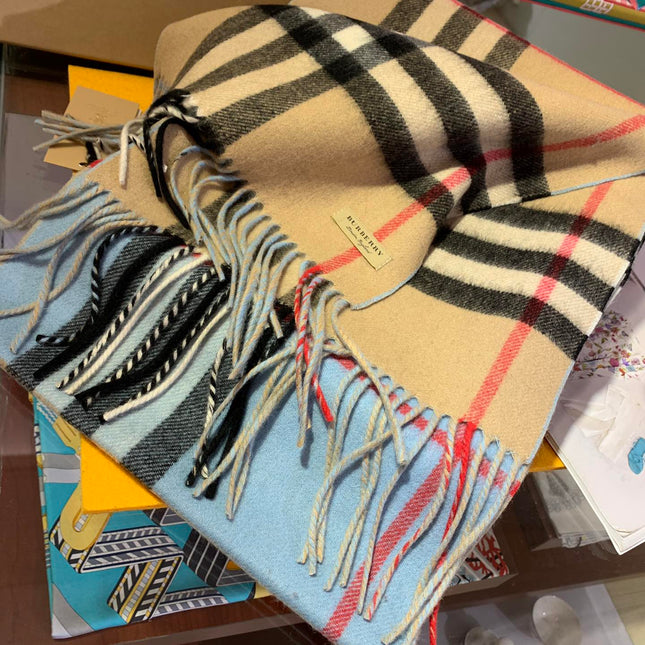 LONG SCARF 250 CM IN SKY BLUE AND BEIGE CASHMERE 410472
