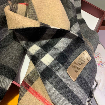 LONG SCARF 250 CM IN BLACK AND BEIGE CASHMERE 410474
