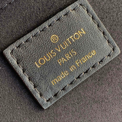 LOCKY BB 21 IN BROWN MONOGRAM CANVAS AND BLACK CALFSKIN GOLD BUCKLE