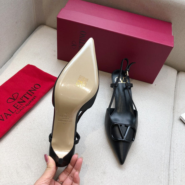 VLOGO SIGNATURE BLACK CALFSKIN HIGH SLINGBACK PUMP 4 CM