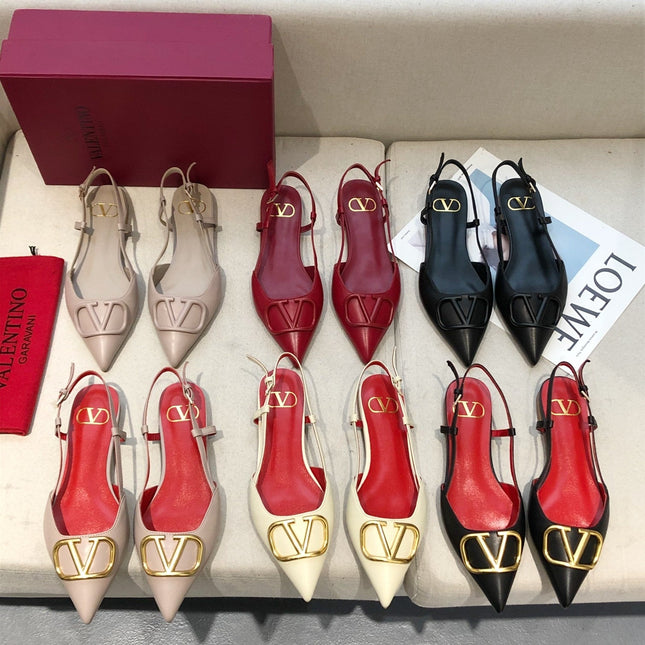 VLOGO SIGNATURE BLACK CALFSKIN FLAT SLINGBACK PUMP