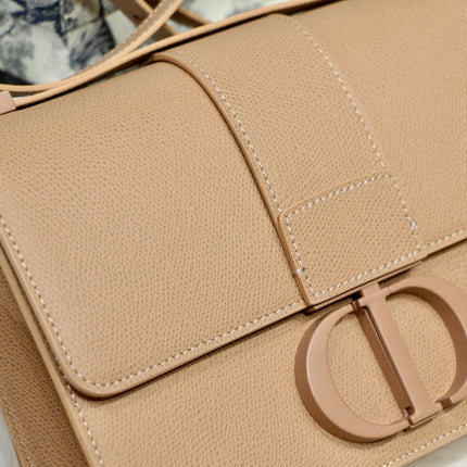 MONTAIGNE 24 IN BISQUE BEIGE CALFSKIN